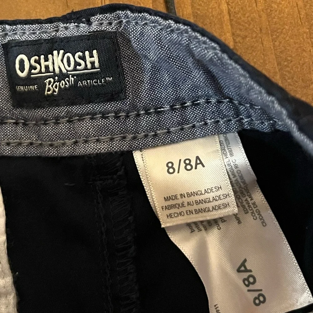 NWOT OshKosh B’gosh Adjustable Waistband Stretch Chino Uniform Shorts Size 8